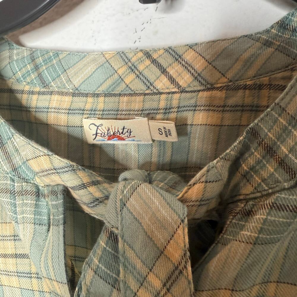 FAHERTY BRAND Daphne Top Sage Ellicott Plaid - Picture 5 of 5